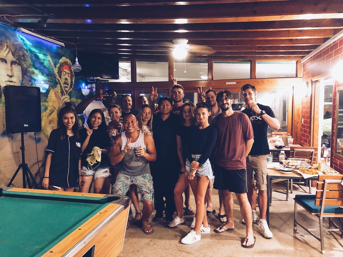 Palm Lakefront Resort And Hostel Celebration Esterno foto